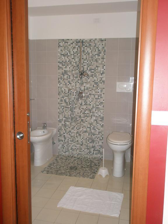Convento Cappuccini Casa S. Paolo Hotel Витербо Стая снимка