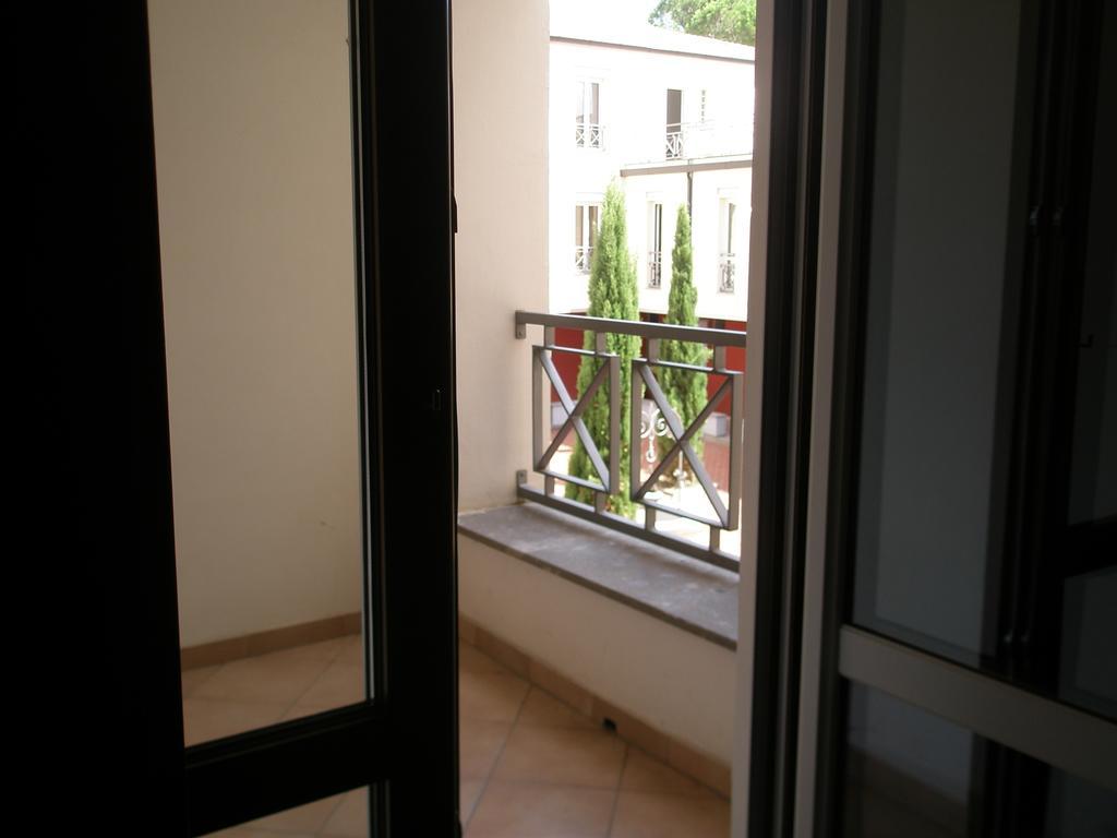 Convento Cappuccini Casa S. Paolo Hotel Витербо Стая снимка