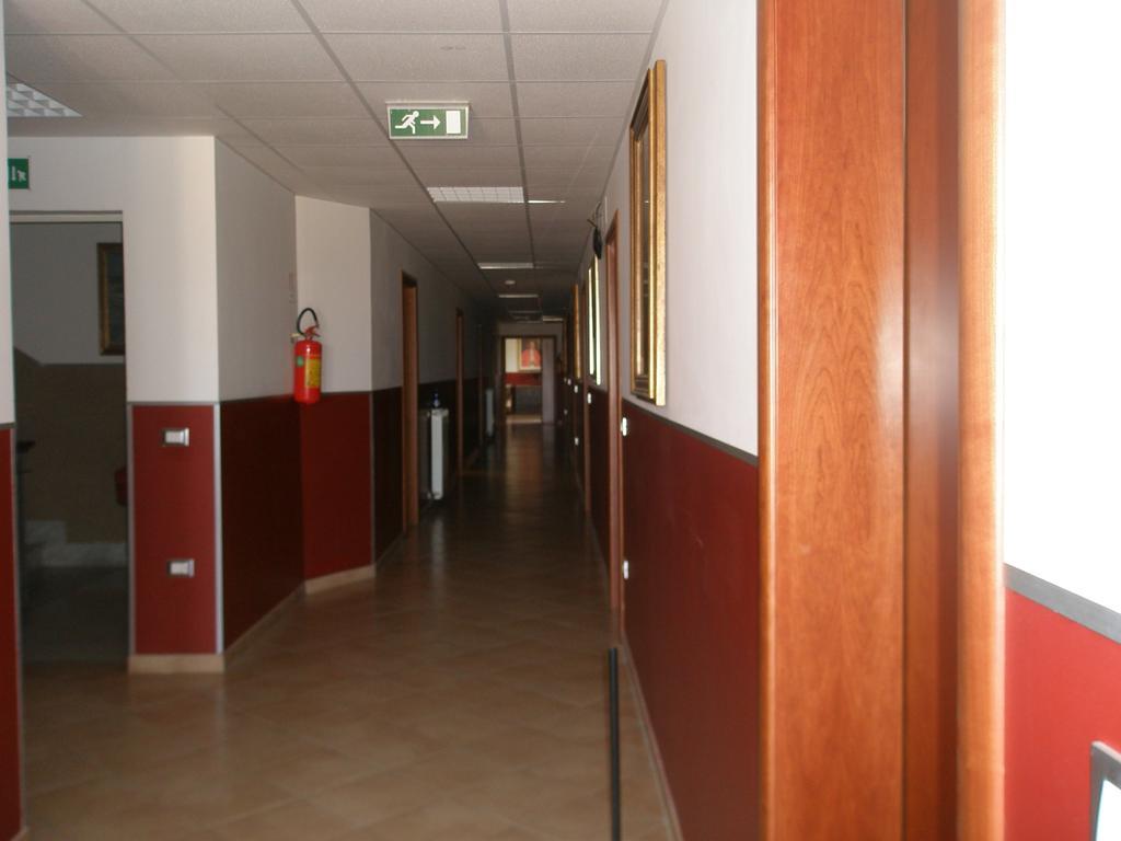 Convento Cappuccini Casa S. Paolo Hotel Витербо Стая снимка